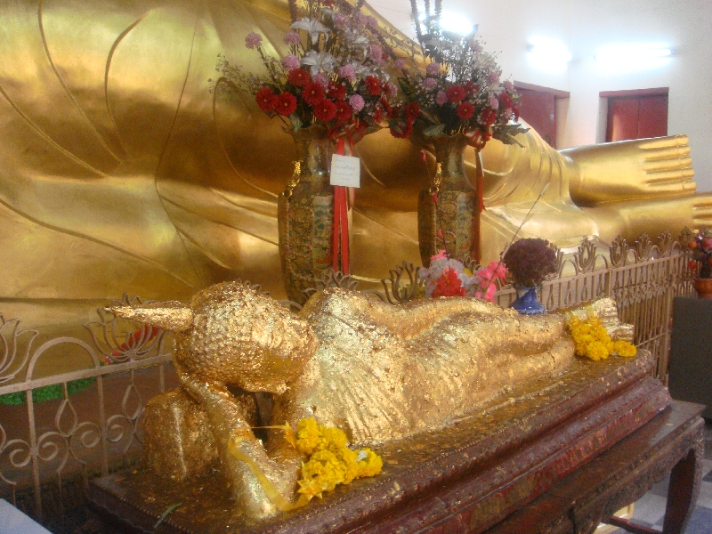Golden Buddha in Nakhon Pathom, Nakhon Pathom Thailand