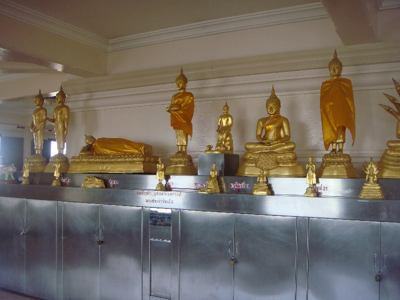 Golden Buddhist statues, Bangkok Thailand