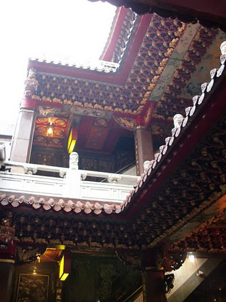 Pictures of the Qingshui Temple in Taipei, Taiwan, Taiwan
