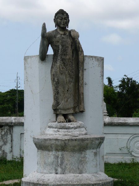 Pictures of the Buddhist statues in  Tissamaharama, Sri Lanka, Sri Lanka
