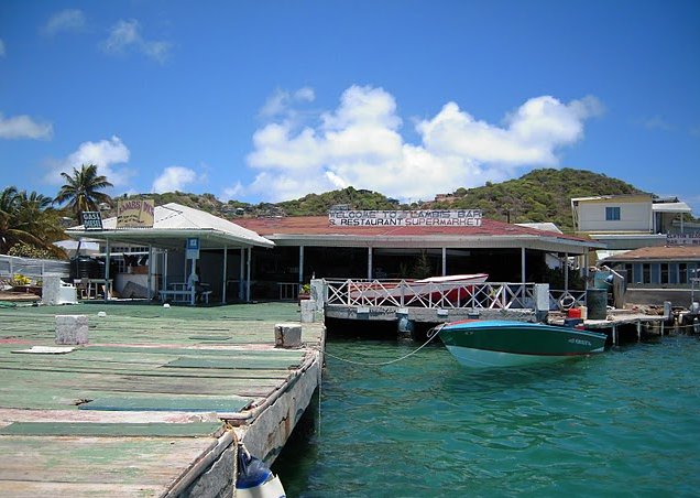 Photo Saint Vincent and the Grenadines sailing kitchen