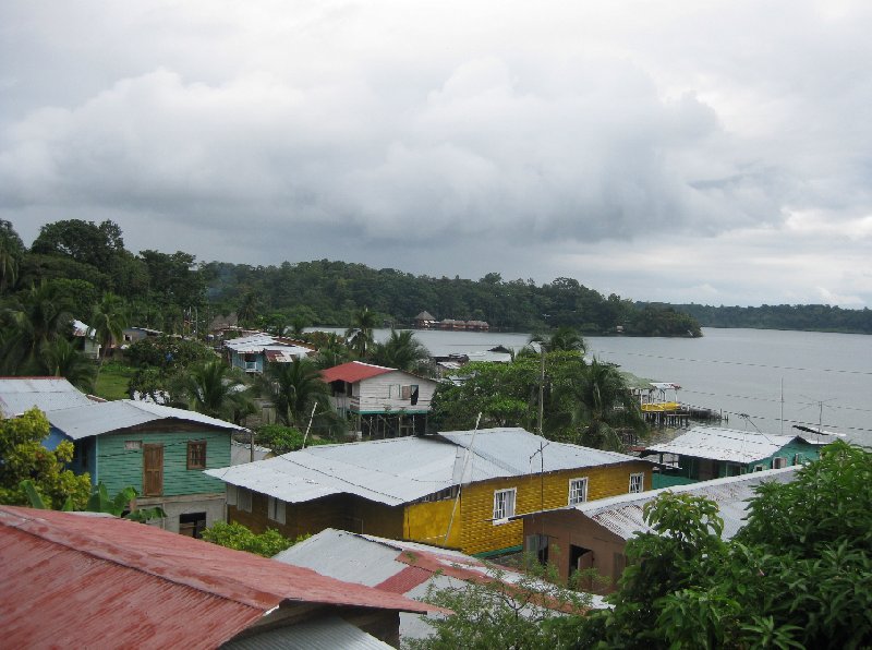 Photo Bocas del Toro on Isla Colon people