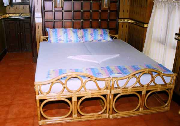 Houseboat bed room style, typically created for friendly backwater travellers with best budget, India