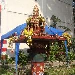 Altar on Thanon Rachadamnoen Klang